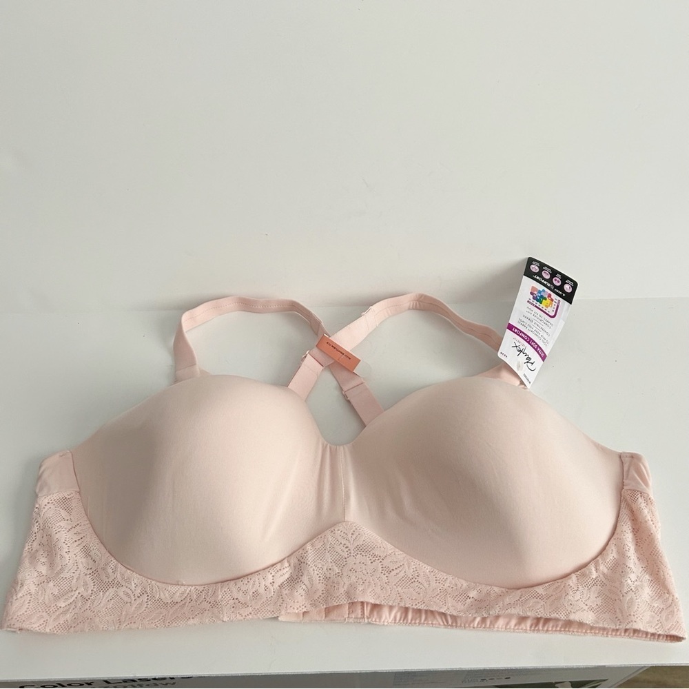 New Playtex Wireless Bra | Size 3XL